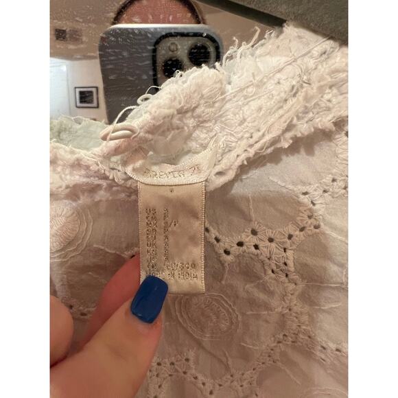 Forever 21 Women's Embroidered Ruffle Blouse Long Sleeve White Size Small - Picture 3 of 4